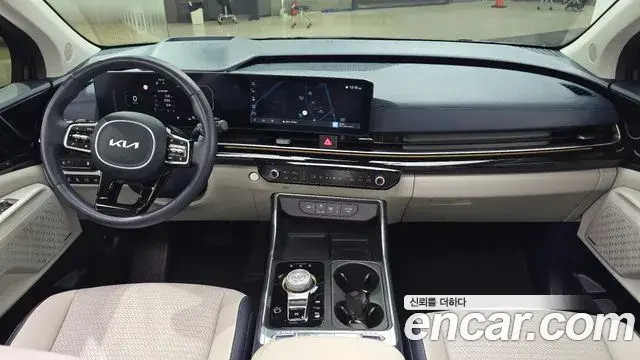 Kia Carnival 2024 — Şəkil 8/32