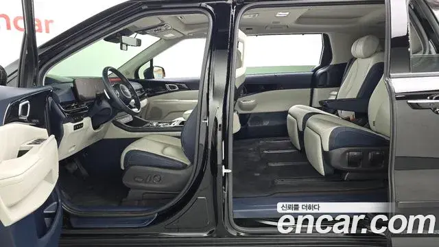 Kia Carnival 2024 — Şəkil 2/32