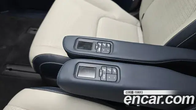 Kia Carnival 2024 — Şəkil 23/32