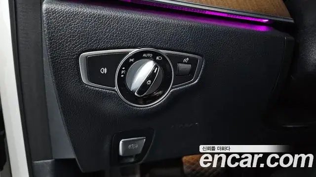 Mercedes-Benz E-Class 2019 — Фото 20/20