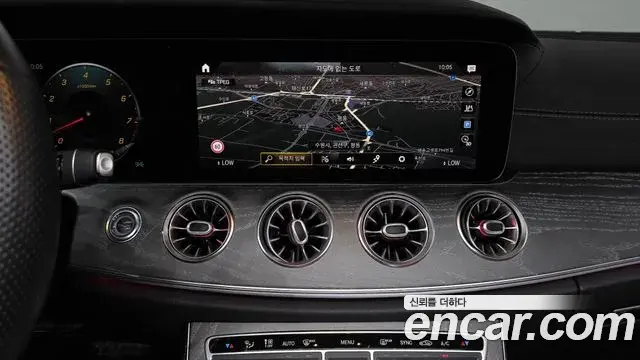 Mercedes-Benz E-Class 2021 — Фото 13/20