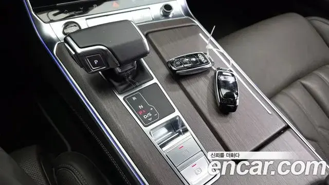Audi A7 2022 — Photo 1/33