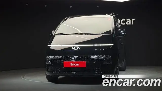 Hyundai Staria 2025 — Şəkil 19/30