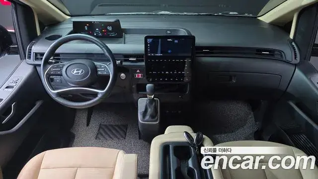 Hyundai Staria 2025 — Şəkil 30/30