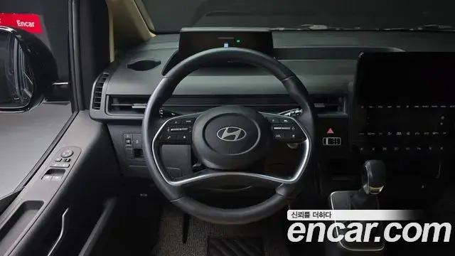 Hyundai Staria 2025 — Şəkil 24/30