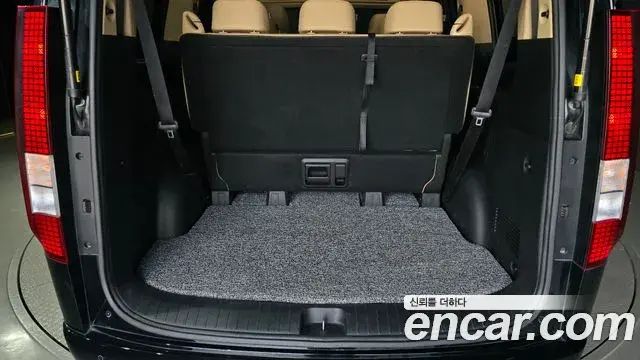 Hyundai Staria 2025 — Şəkil 15/30