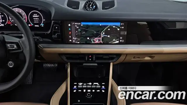 Porsche Cayenne 2025 — Photo 11/33