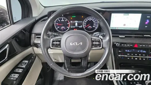 Kia Carnival 2022 — Фото 13/20