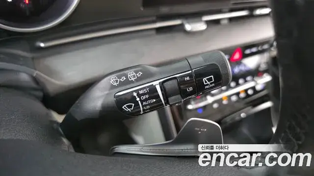 Kia Carnival 2022 — Фото 18/20