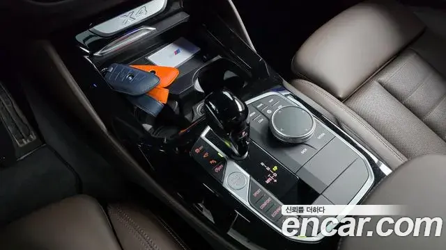 BMW X4 2025 — Şəkil 25/31