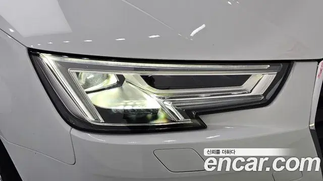 Audi A4 2019 — Photo 14/33