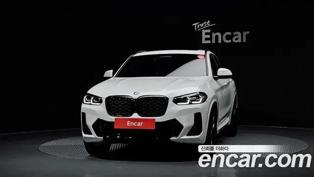 BMW X4 2025 — Фото 2/20