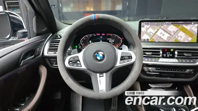BMW X4 2025 — Фото 13/20