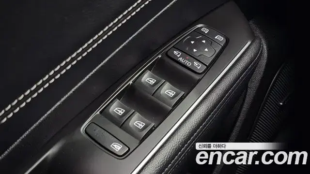 Renault Samsung SM6 2020 — Фото 19/20