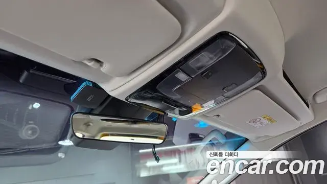 Hyundai Staria 2023 — Photo 18/30