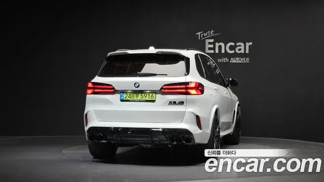 BMW X5M 2025 — ფოტო 29/32