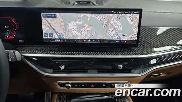 BMW X5M 2025 — ფოტო 21/32