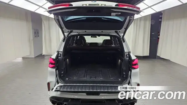 BMW X5M 2025 — ფოტო 31/32