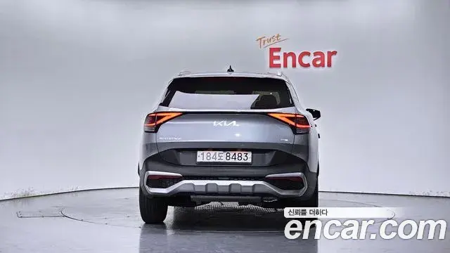 Kia Sportage 2022 — Фото 4/20