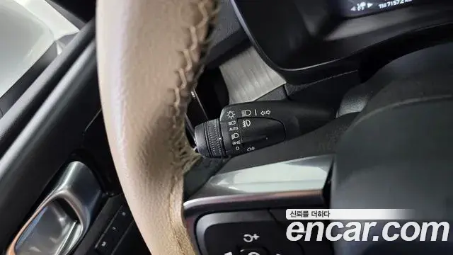 Volvo XC40 2020 — Şəkil 5/33
