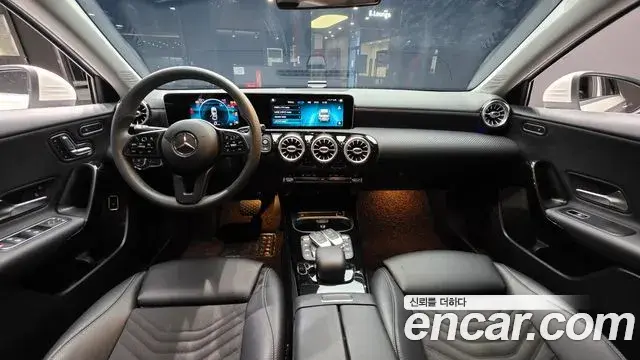 Mercedes-Benz A-Class 2020 — Фото 7/20