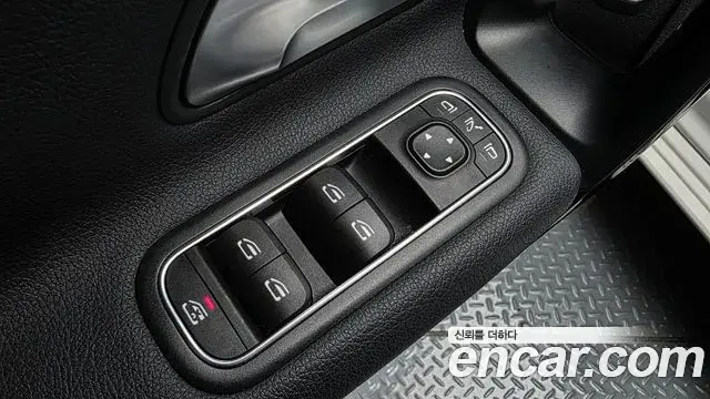 Mercedes-Benz A-Class 2020 — Фото 19/20