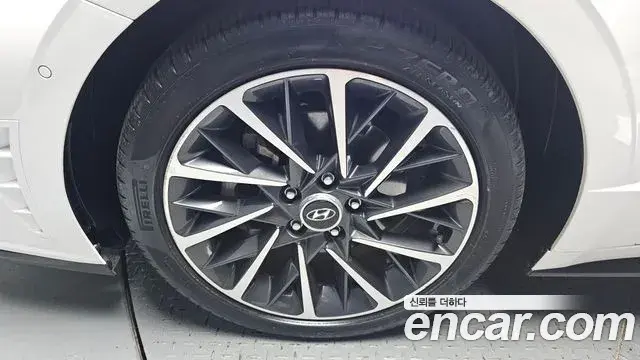 Hyundai Sonata 2021 — Photo 5/20