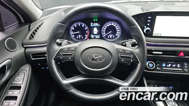 Hyundai Sonata 2021 — Photo 12/20