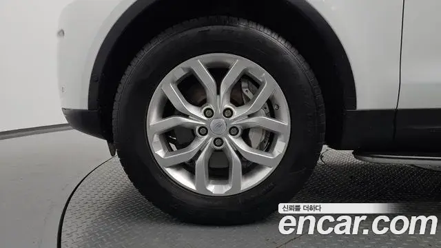 Land Rover Discovery 5 2019 — Şəkil 1/36