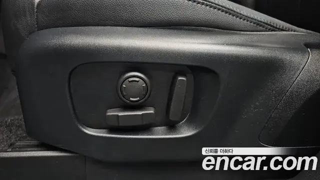 Land Rover Discovery 5 2019 — Şəkil 36/36