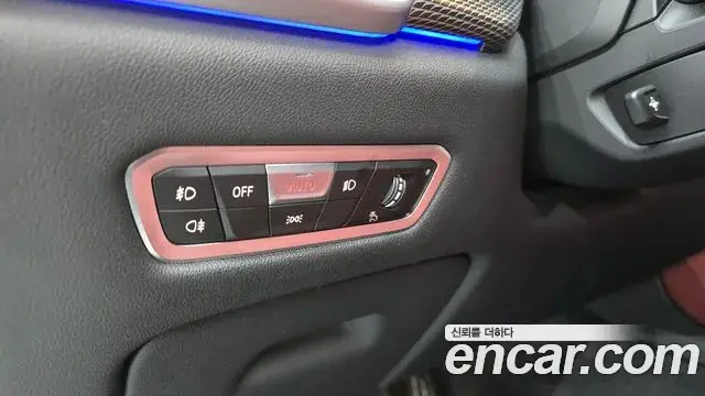 BMW X6 2021 — Photo 10/29