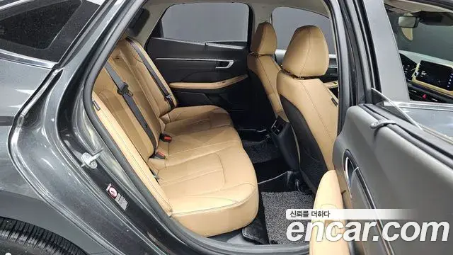 Hyundai Sonata 2019 — Фото 11/20
