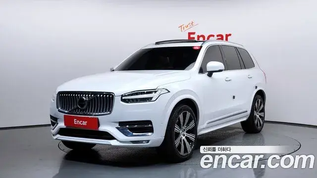Volvo XC90 2022 — Photo 14/20