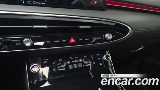 Genesis GV70 2024 — Şəkil 14/30
