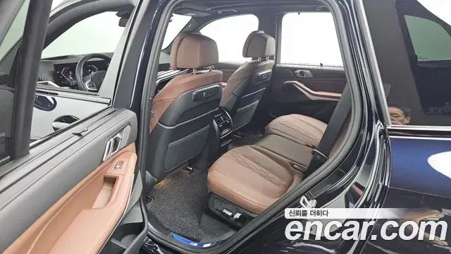 BMW X5 2025 — Photo 10/20