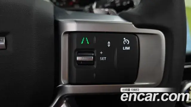Land Rover Discovery 5 2024 — ფოტო 14/32