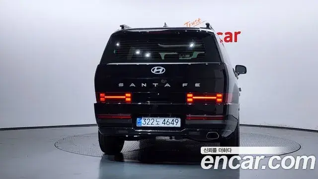 Hyundai Santa Fe 2024 — Photo 9/38