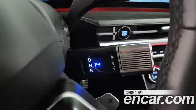 Hyundai Santa Fe 2024 — Photo 29/38