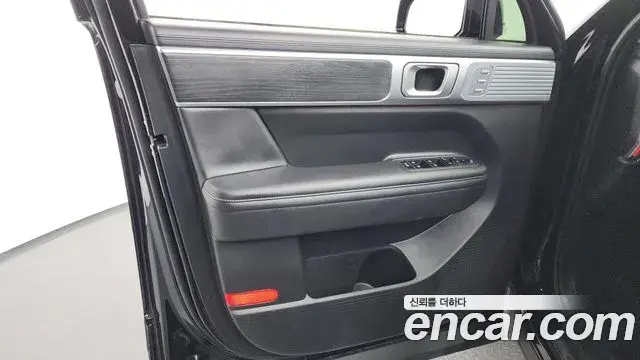 Hyundai Santa Fe 2024 — Photo 12/38