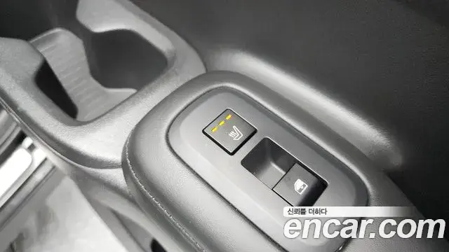 Hyundai Santa Fe 2024 — Photo 15/38