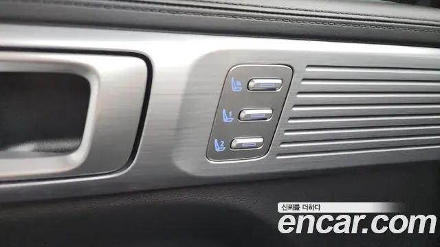 Hyundai Santa Fe 2024 — Photo 4/38