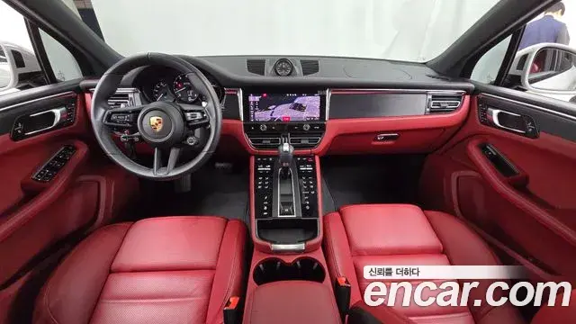 Porsche Macan 2024 — Şəkil 20/32