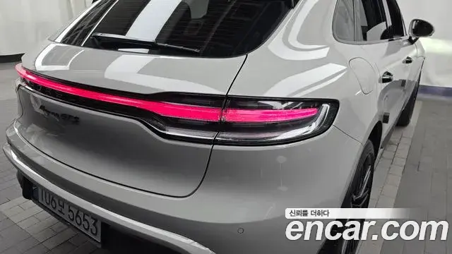Porsche Macan 2024 — Şəkil 6/32