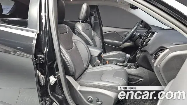 Jeep Cherokee 2020 — Şəkil 2/20