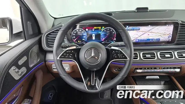 Mercedes-Benz GLE-Class 2026 — Şəkil 19/20