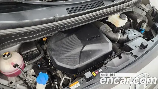 Hyundai Staria 2022 — Фото 6/20