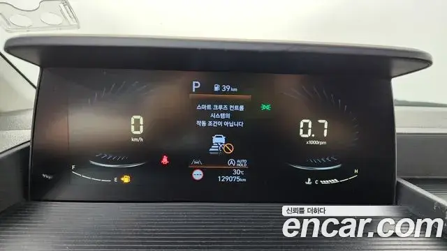 Hyundai Staria 2022 — Фото 8/20