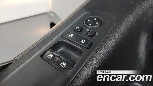 Hyundai Staria 2022 — Şəkil 29/31