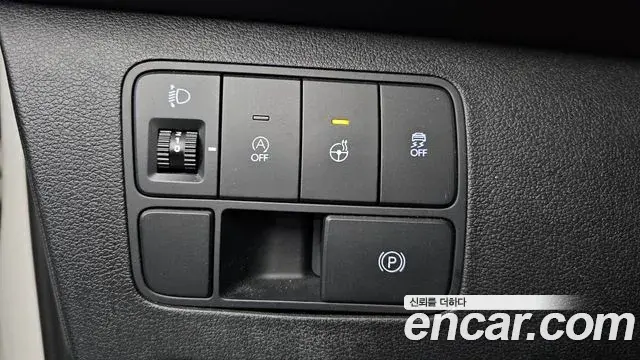 Hyundai Staria 2021 — Фото 13/20