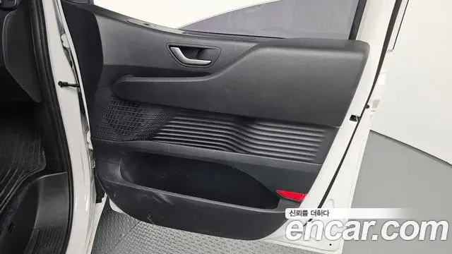 Hyundai Staria 2021 — Şəkil 3/30